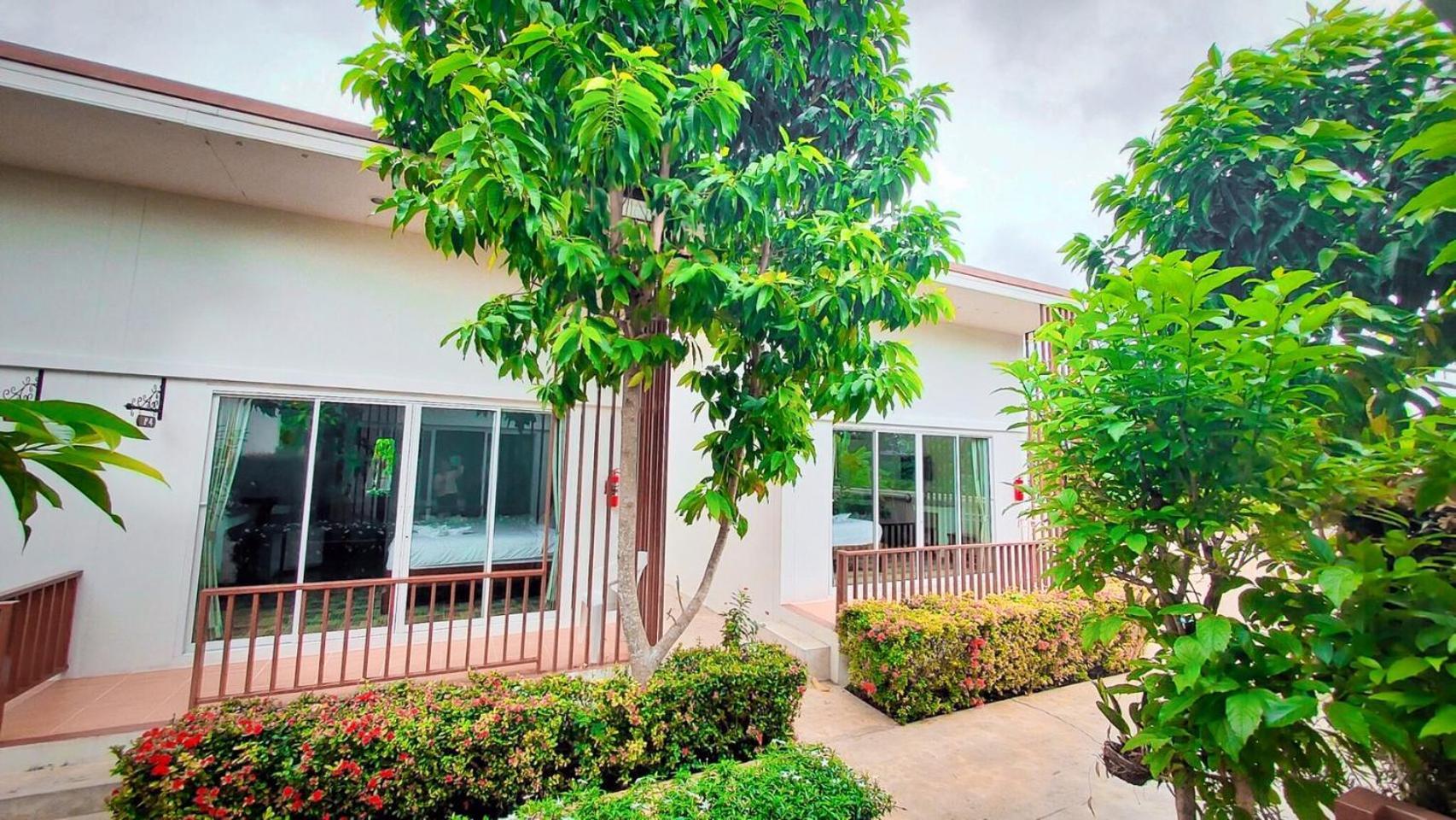 Hotel Baanloksouylokchay HHQ Habitación foto